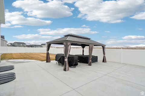 Tiny photo for 2041 E GRANITE LN N, Eagle Mountain, UT 84005 (MLS # 2133602)