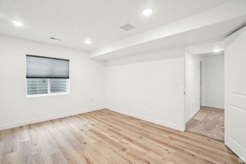 Tiny photo for 2041 E GRANITE LN N, Eagle Mountain, UT 84005 (MLS # 2133602)