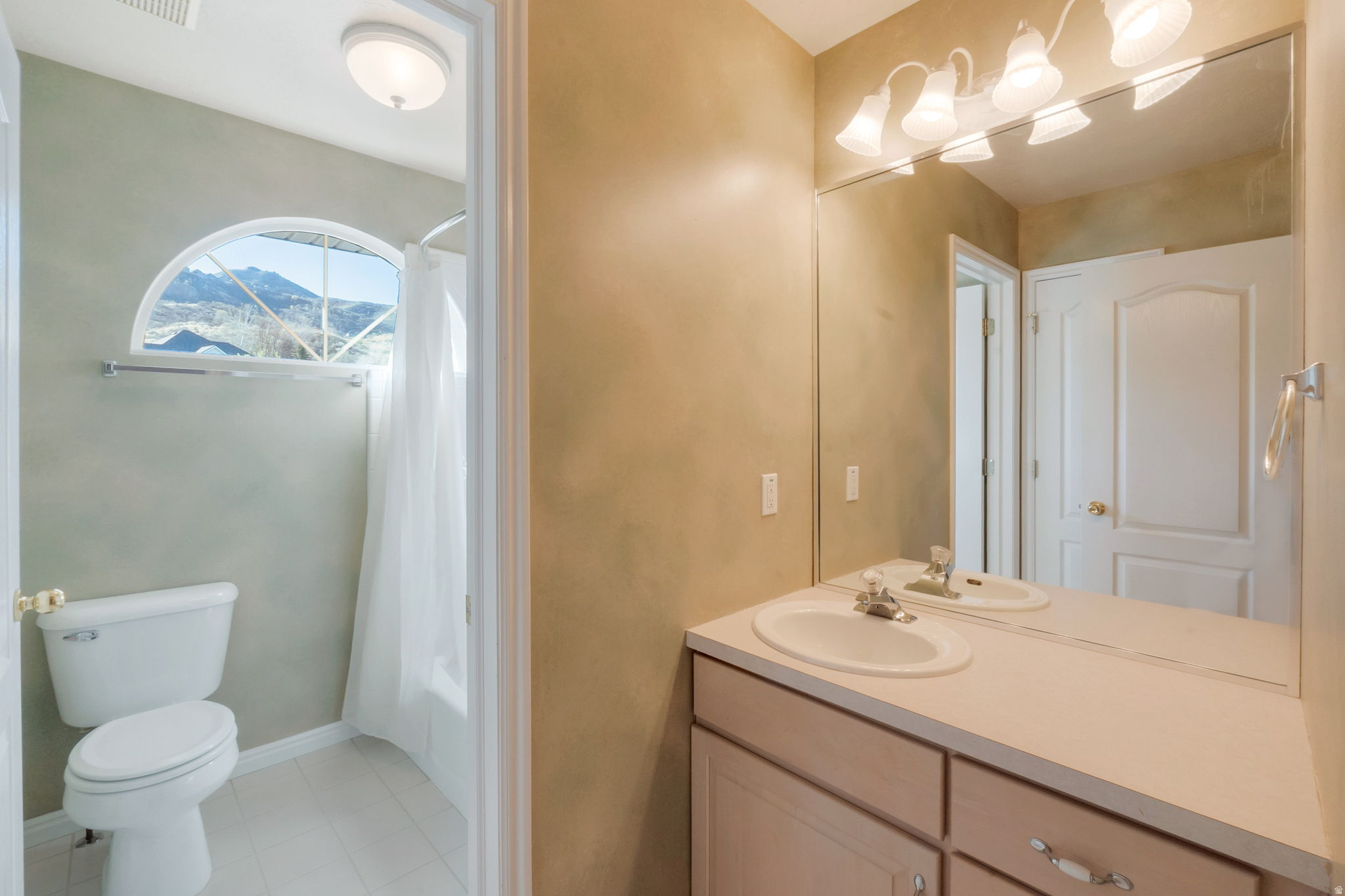 SOUTH MOUNTAIN - Residential