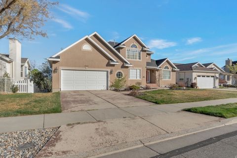 Tiny photo for 1083 E SKYLER DR, Draper, UT 84020 (MLS # 2146073)