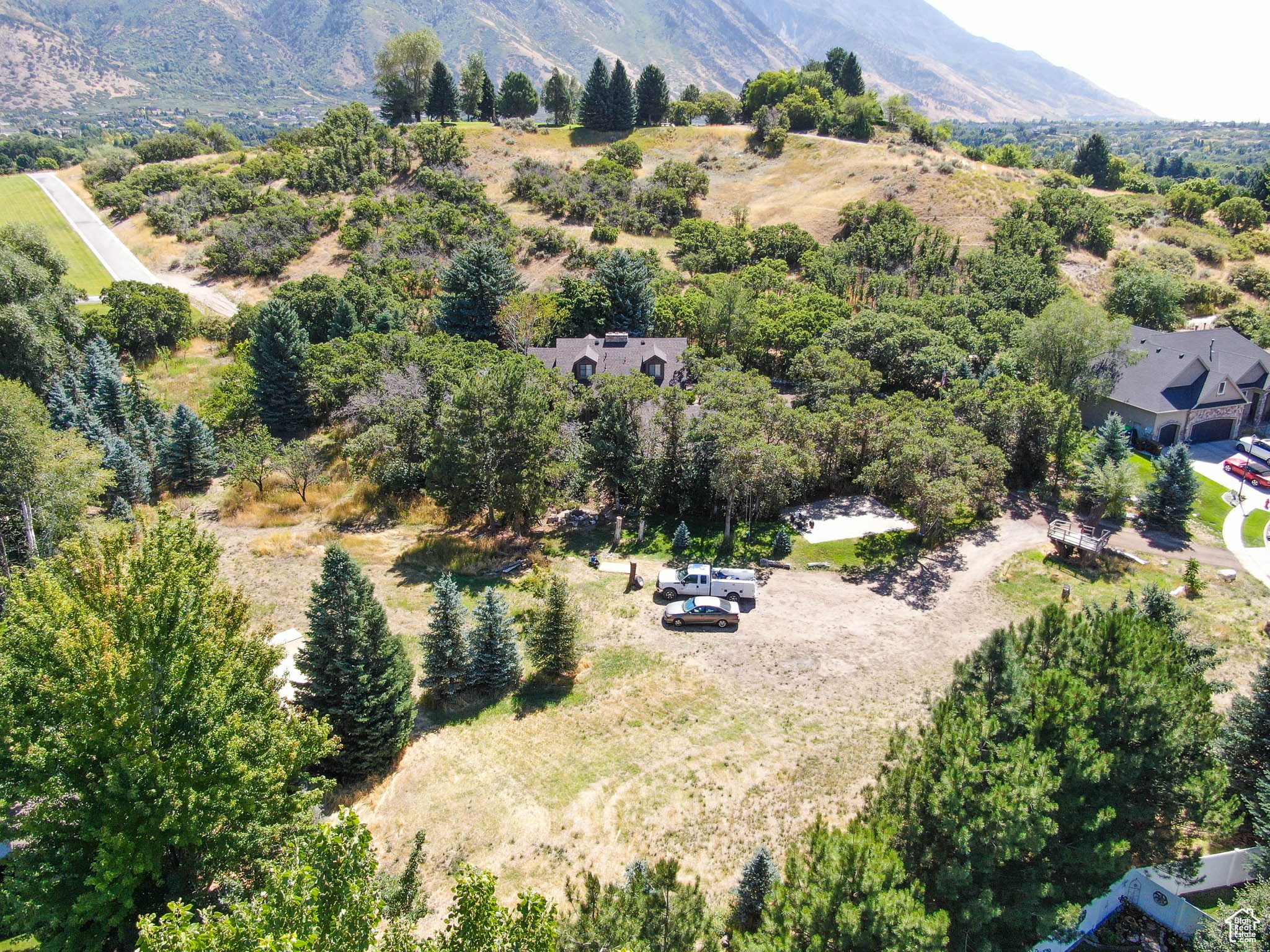 PASKETT COURT - Land