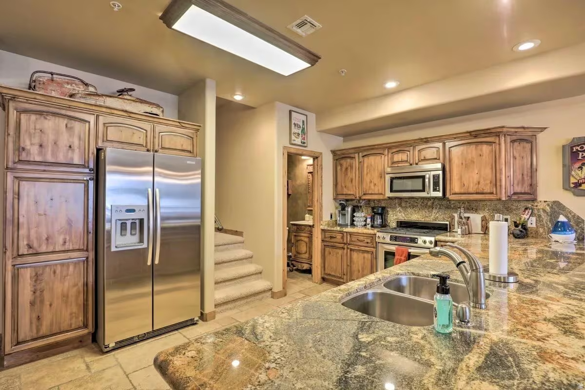 BLACK DIAMOND - Residential
