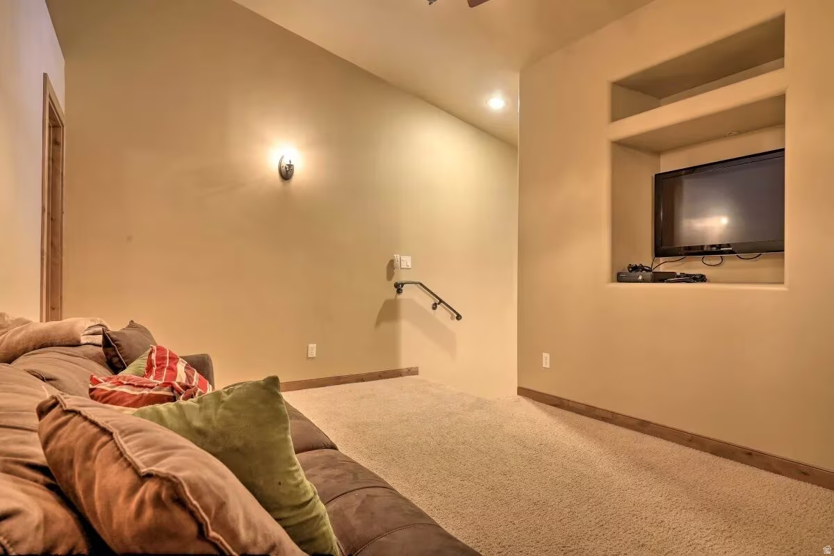 BLACK DIAMOND - Residential