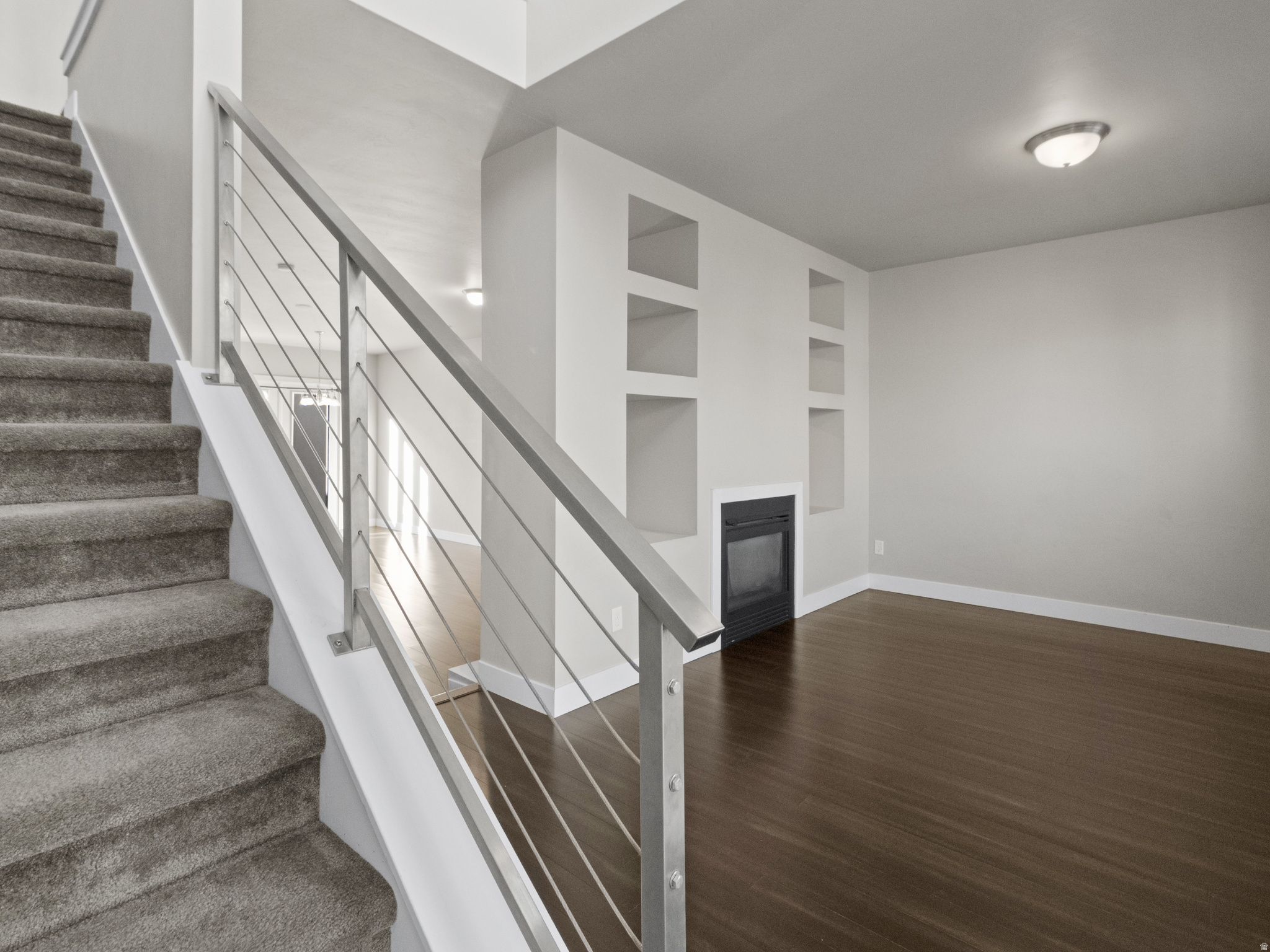 DAYBREAK - Residential