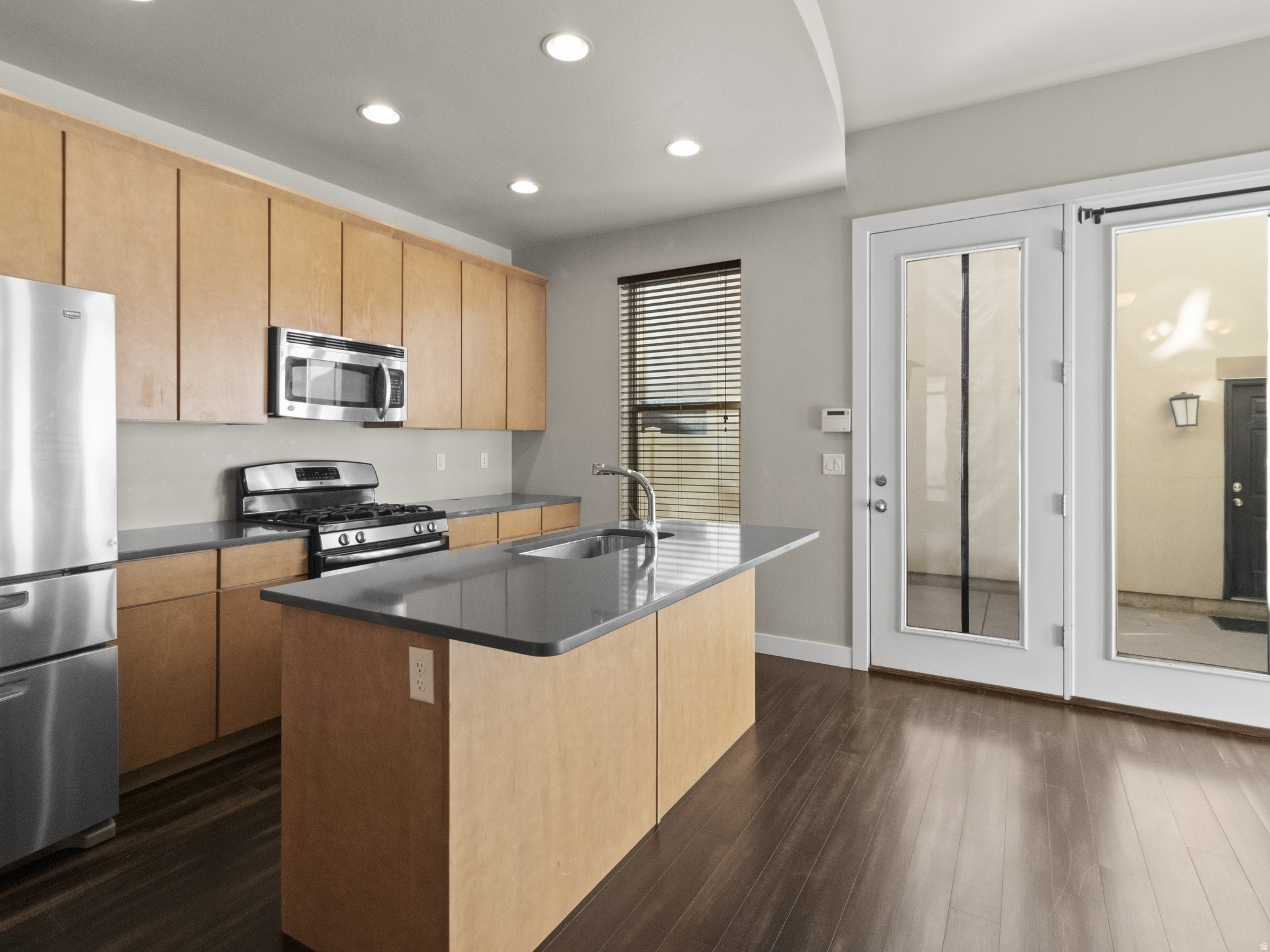 DAYBREAK - Residential