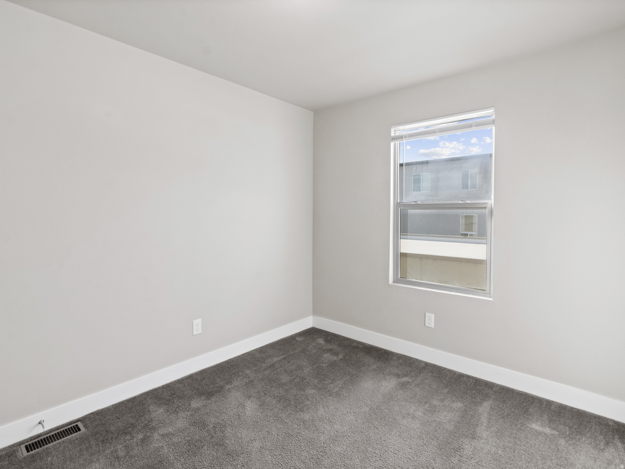 DAYBREAK - Residential