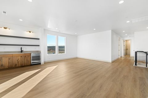 Tiny photo for 3586 E AMANECER LN #88, Washington, UT 84780 (MLS # 2119871)