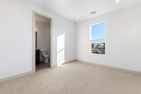 Tiny photo for 3586 E AMANECER LN #88, Washington, UT 84780 (MLS # 2119871)