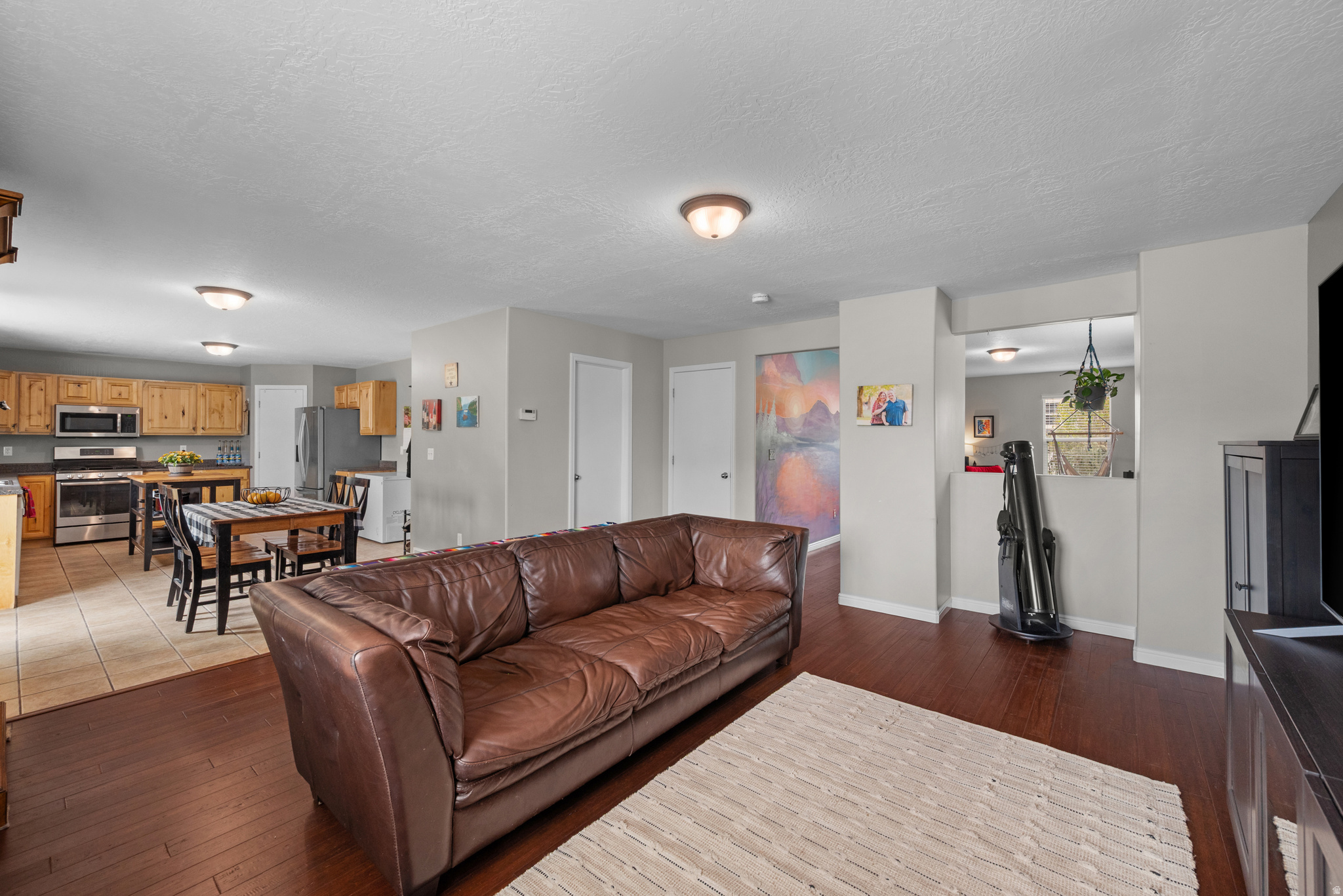 WESTERN - Residential