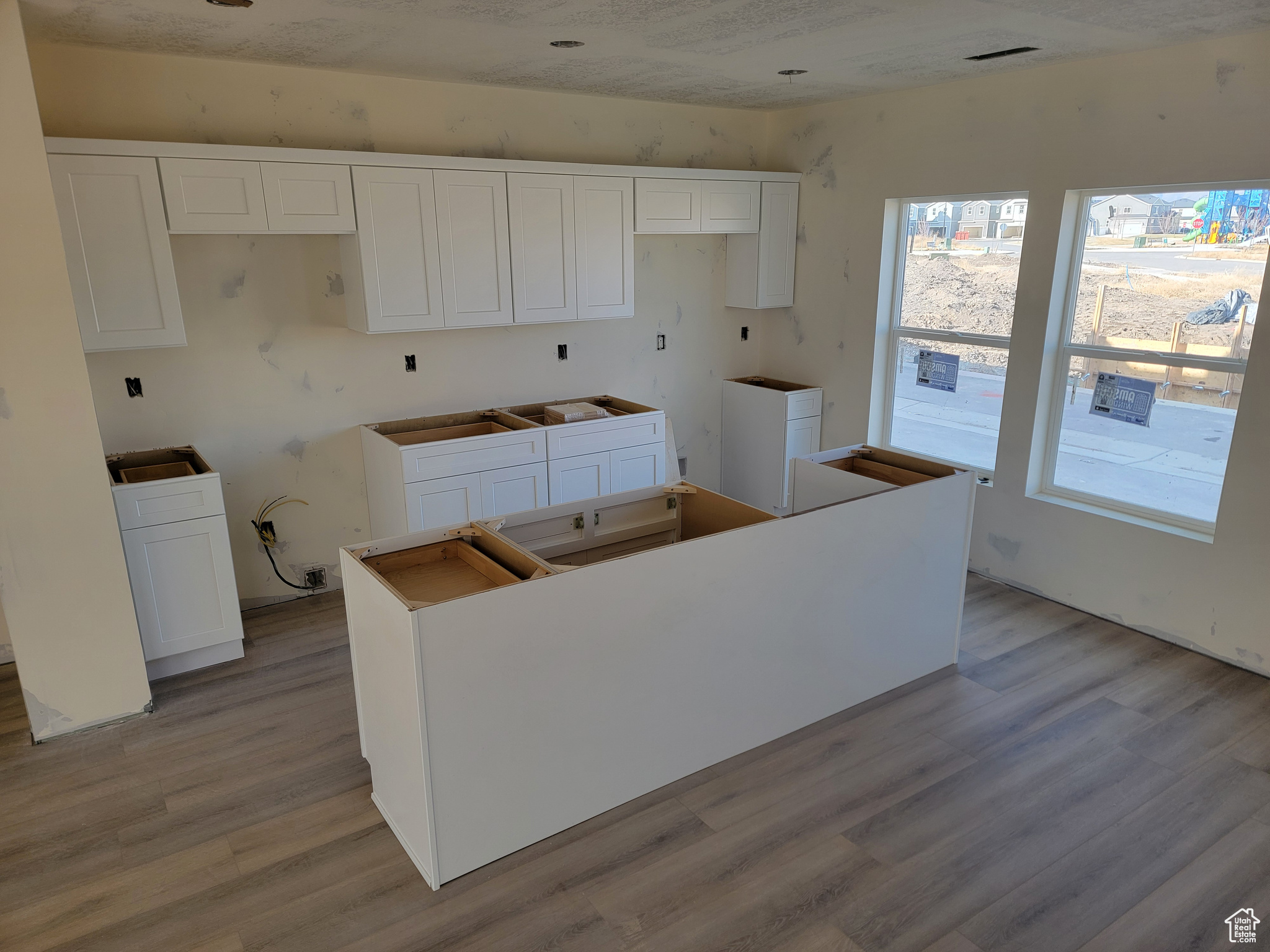 747 S Harrison Dr #27, Springville, Utah image 3