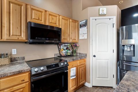 Tiny photo for 5999 S 3200 W, Roy, UT 84067 (MLS # 2126548)