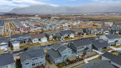 Tiny photo for 152 E 580 N, Vineyard, UT 84059 (MLS # 2141100)