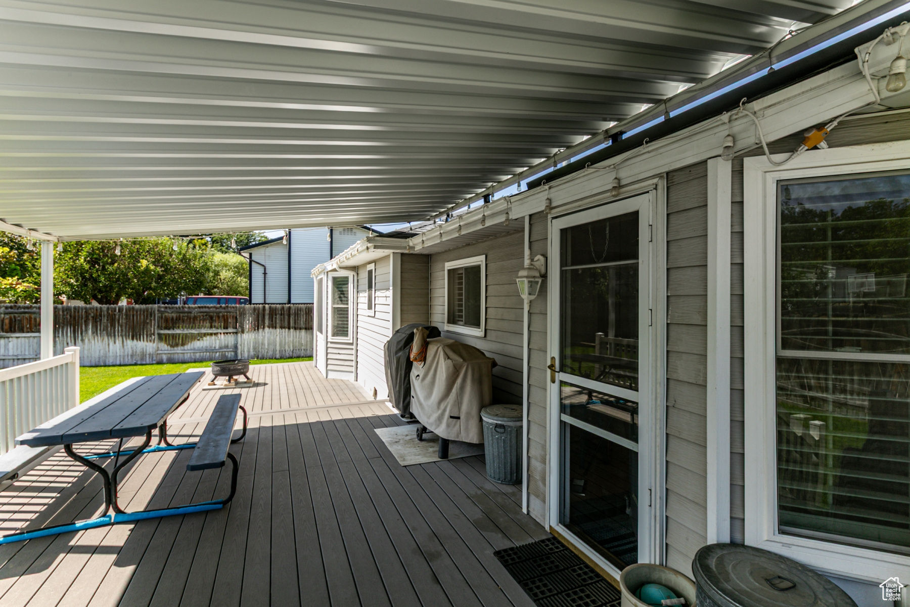 MEADOWS - Residential