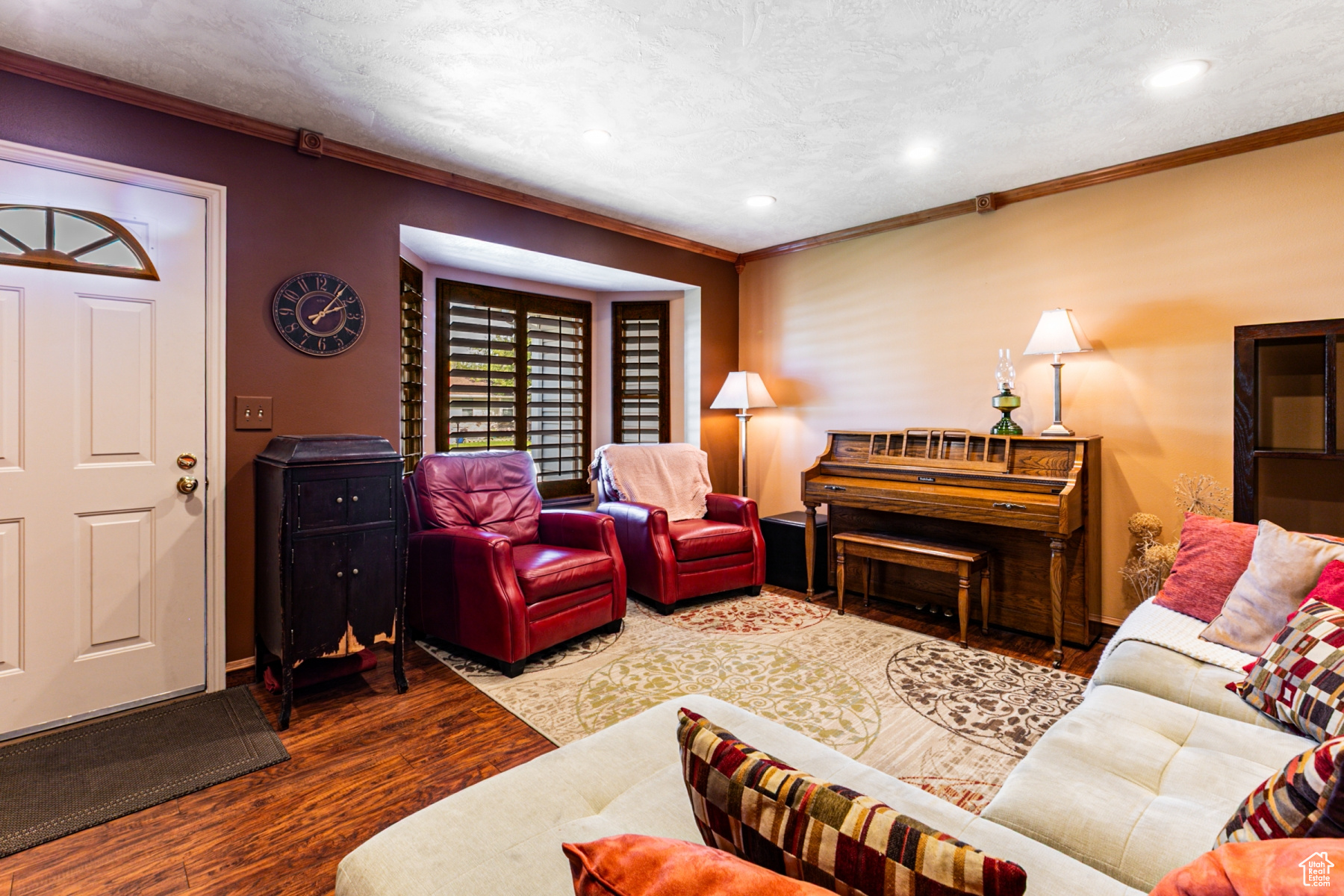 MEADOWS - Residential