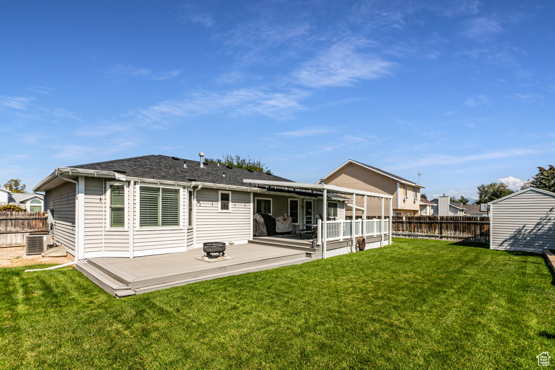 MEADOWS - Residential