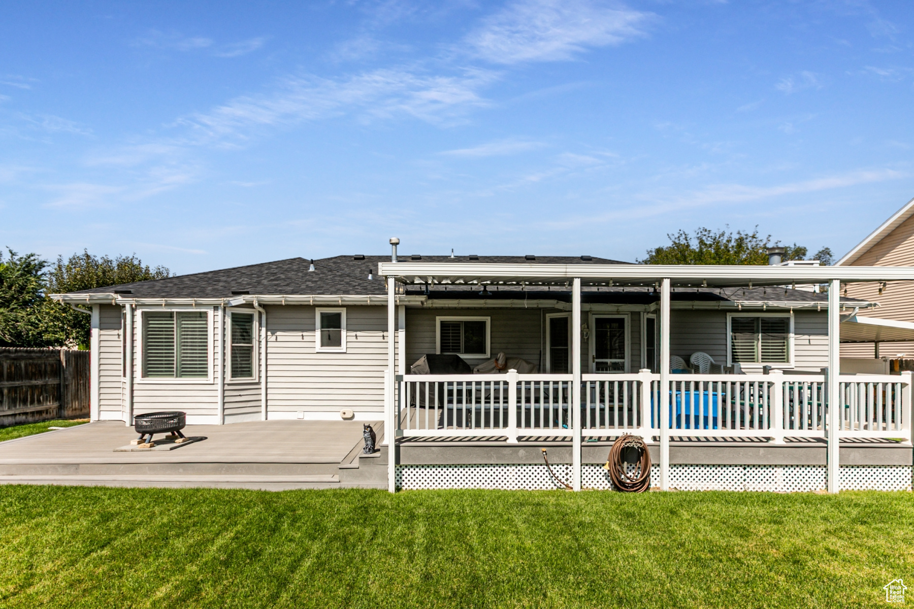 MEADOWS - Residential