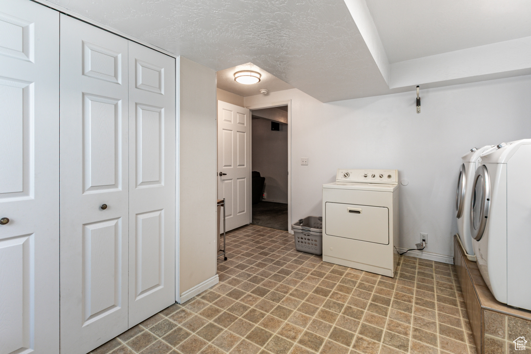 MEADOWS - Residential
