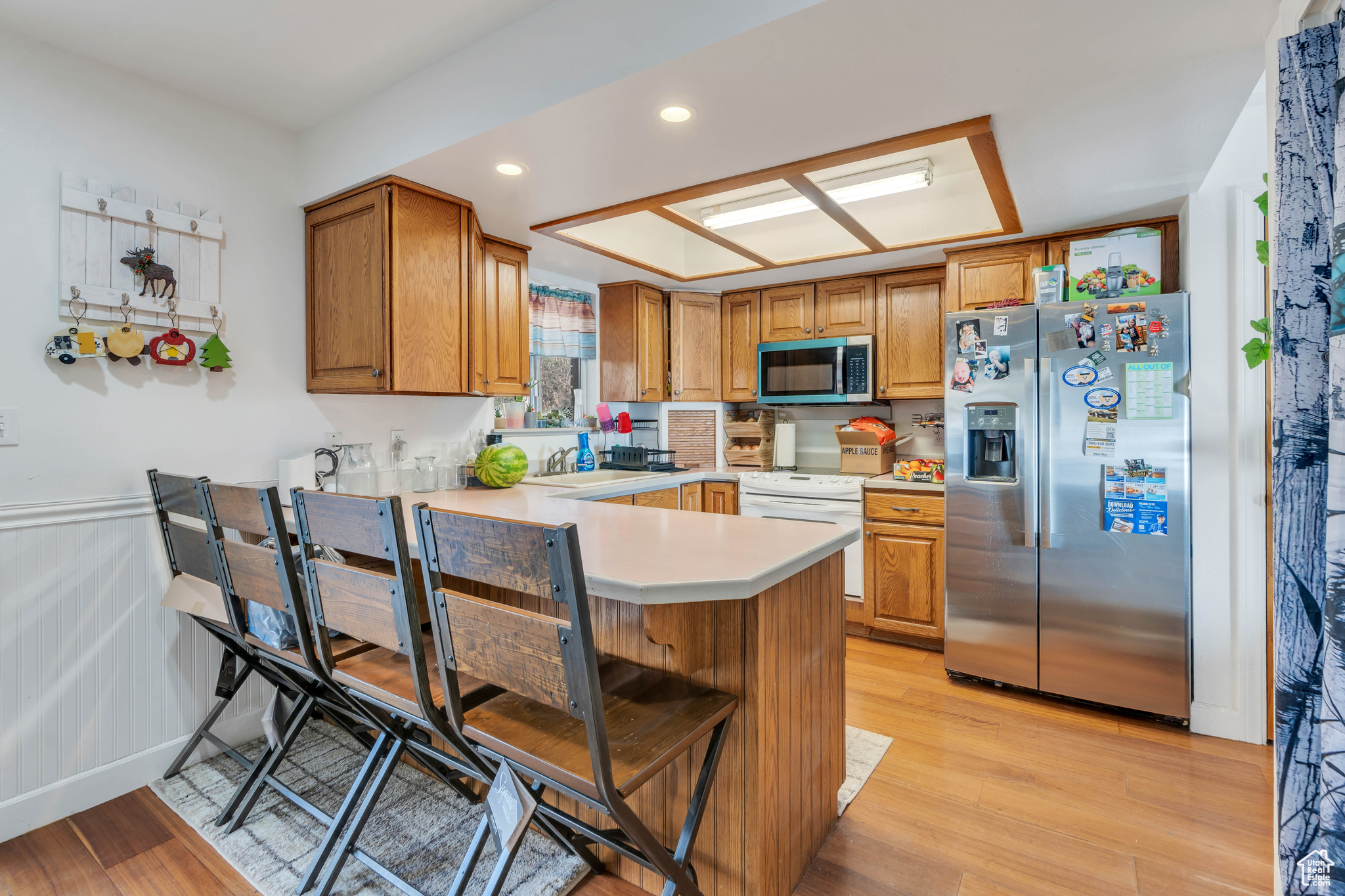 Pleasant Grove, Utah 84062, United States, 5 Bedrooms Bedrooms, ,3 BathroomsBathrooms,Residential,Pending,29285