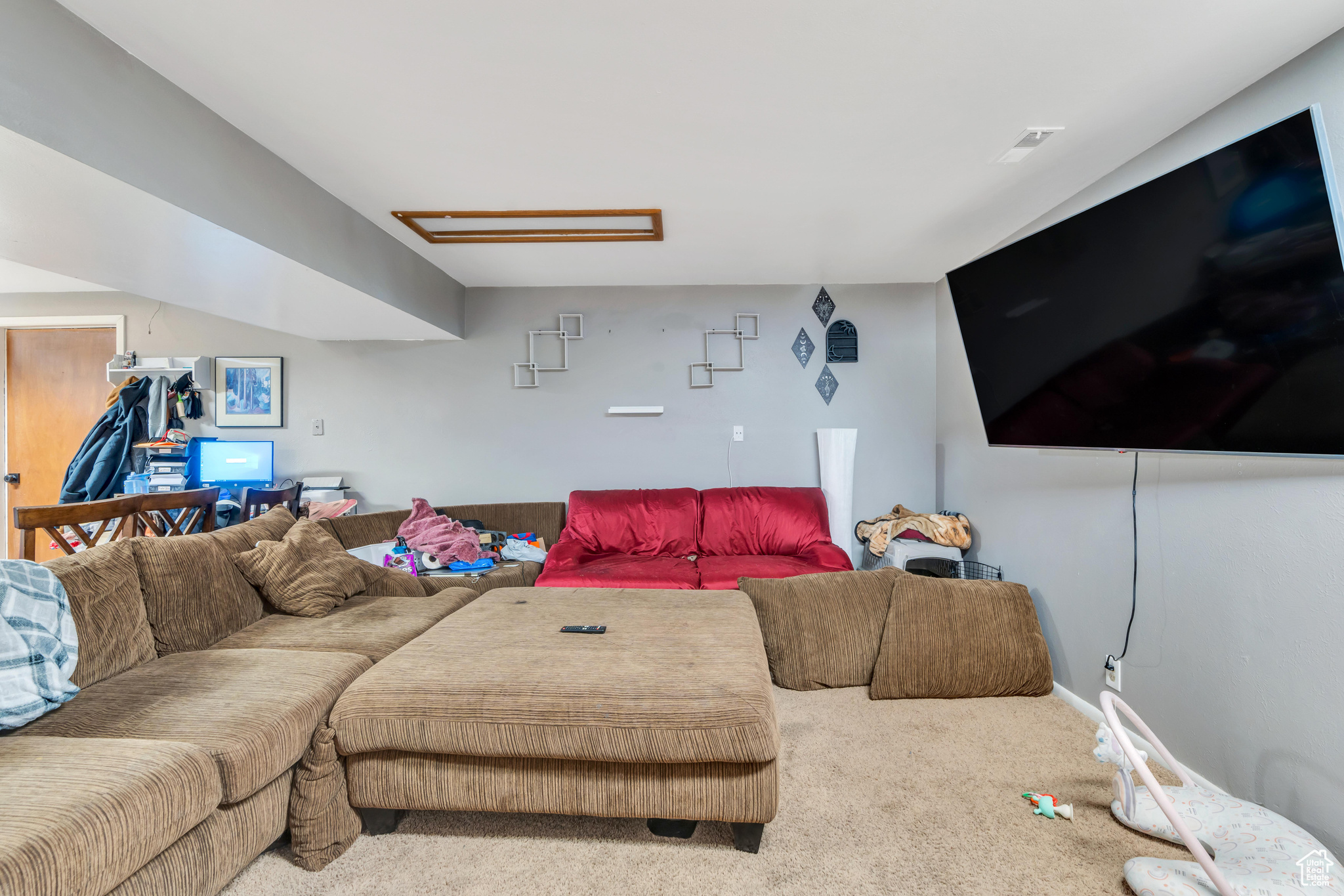 Pleasant Grove, Utah 84062, United States, 5 Bedrooms Bedrooms, ,3 BathroomsBathrooms,Residential,Pending,29285