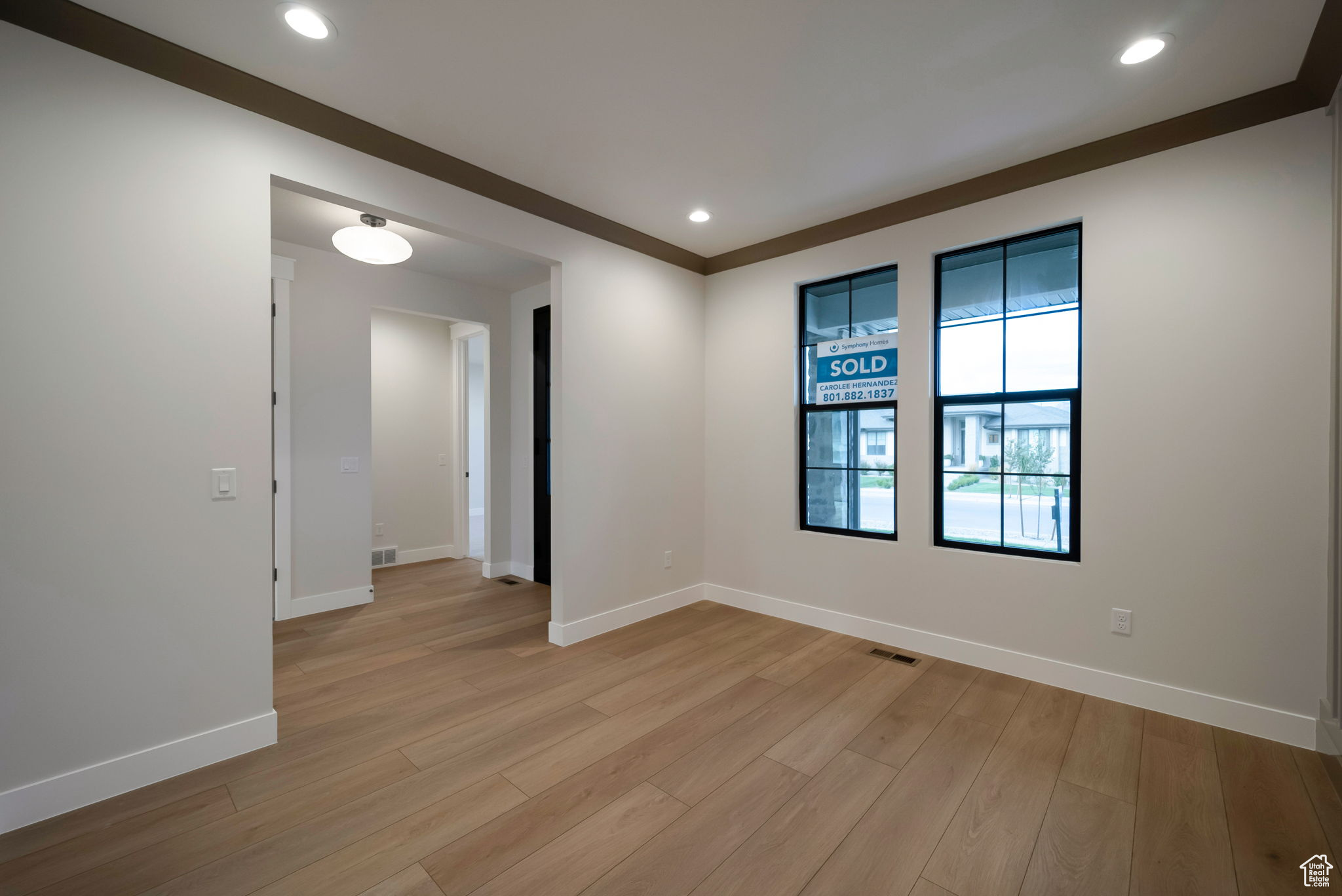 COLLEDGE FARMS - Residential