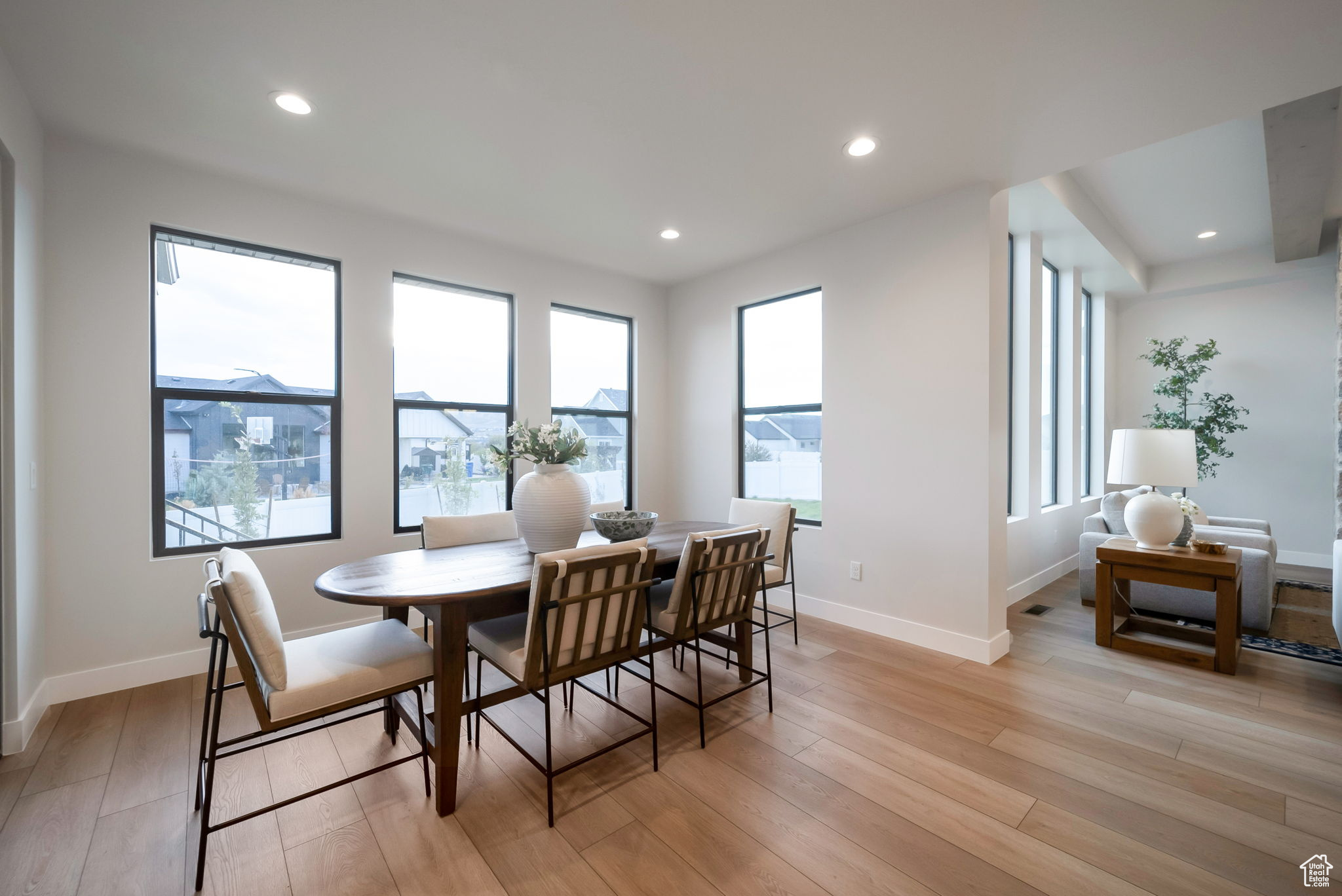 COLLEDGE FARMS - Residential
