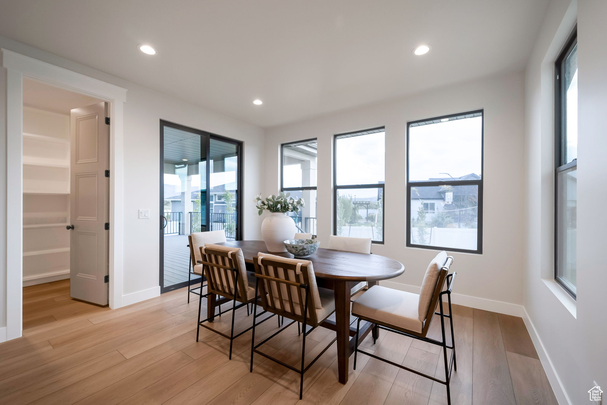 COLLEDGE FARMS - Residential