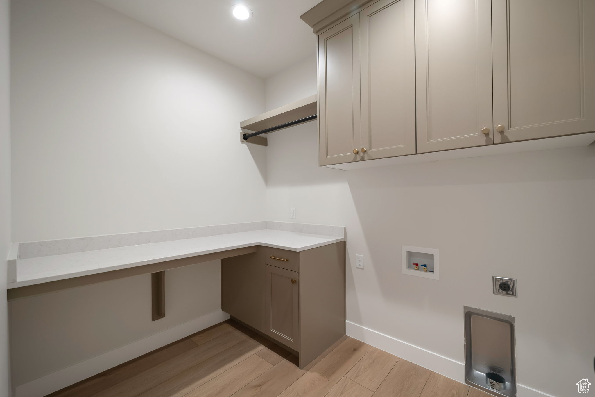 COLLEDGE FARMS - Residential