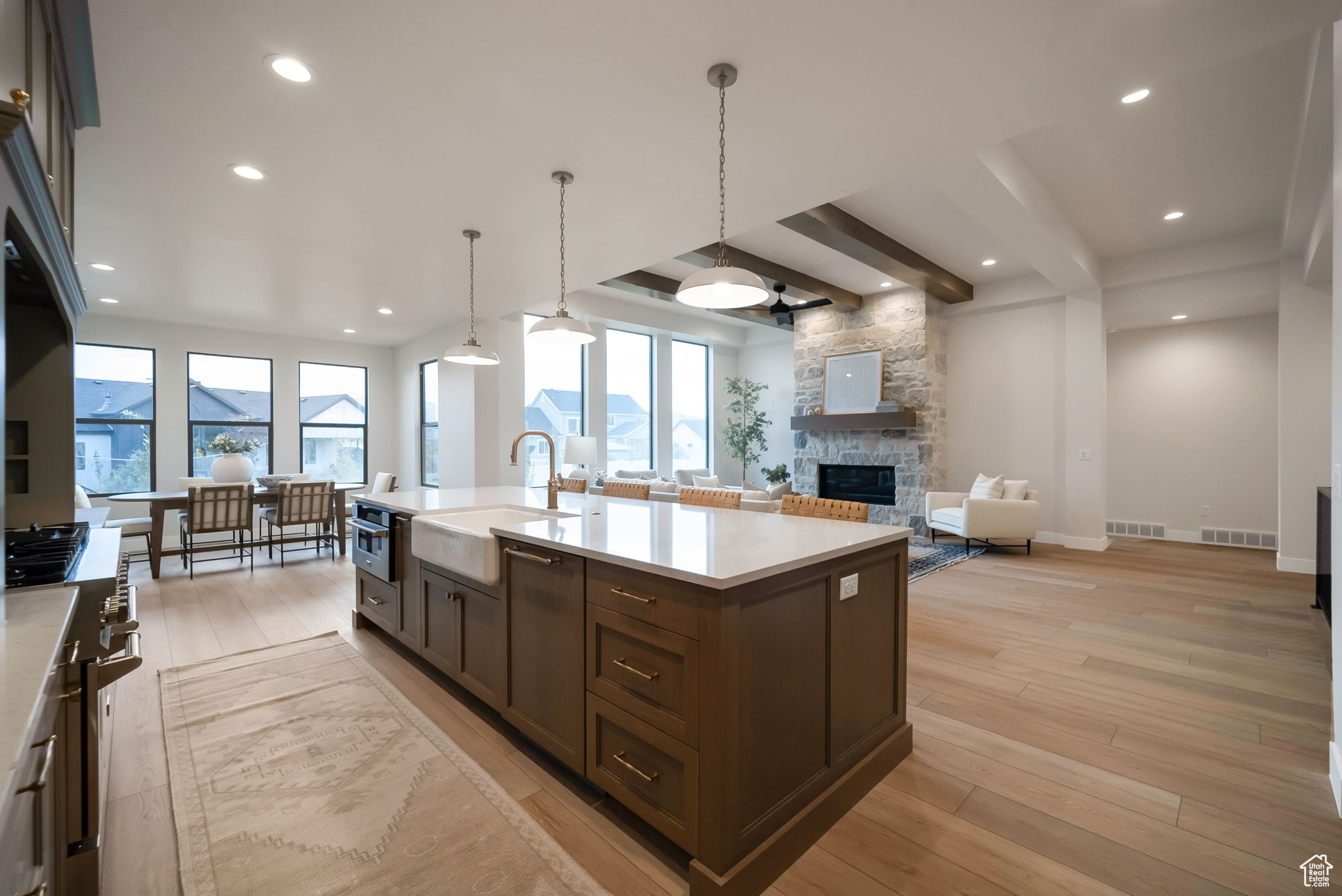 COLLEDGE FARMS - Residential