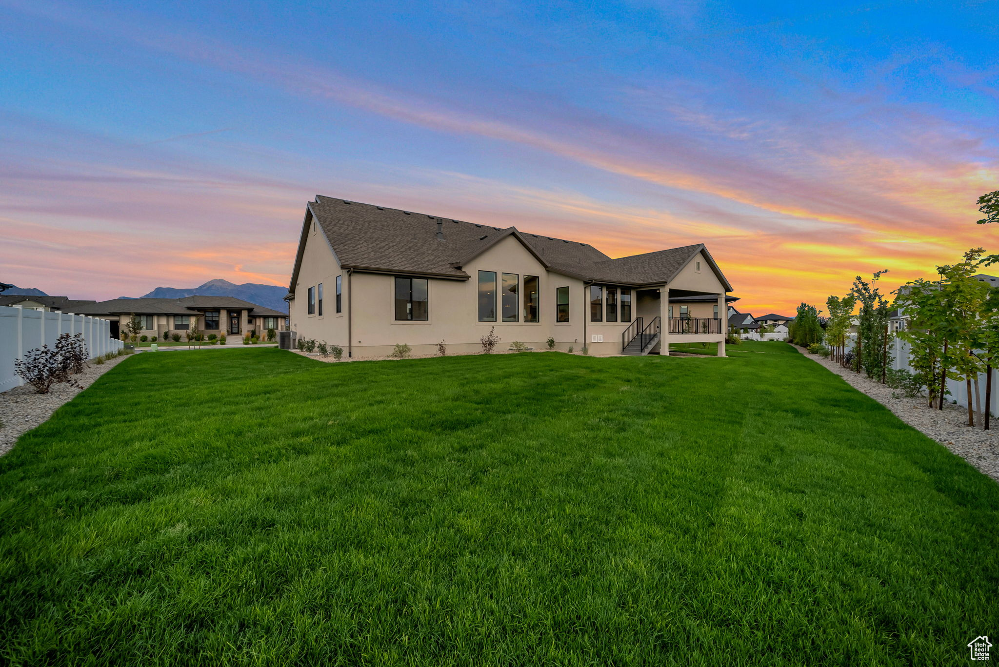 COLLEDGE FARMS - Residential