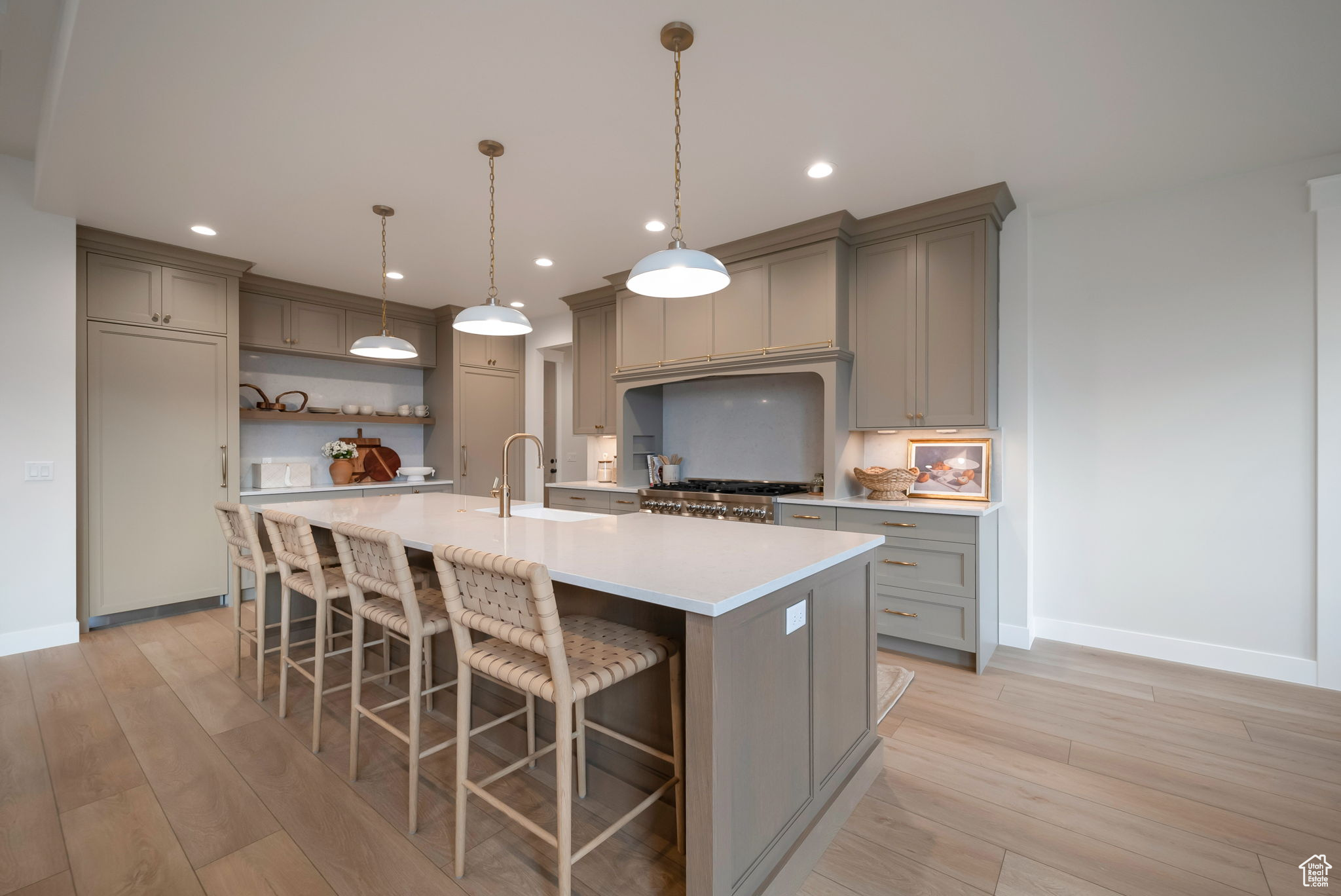 COLLEDGE FARMS - Residential