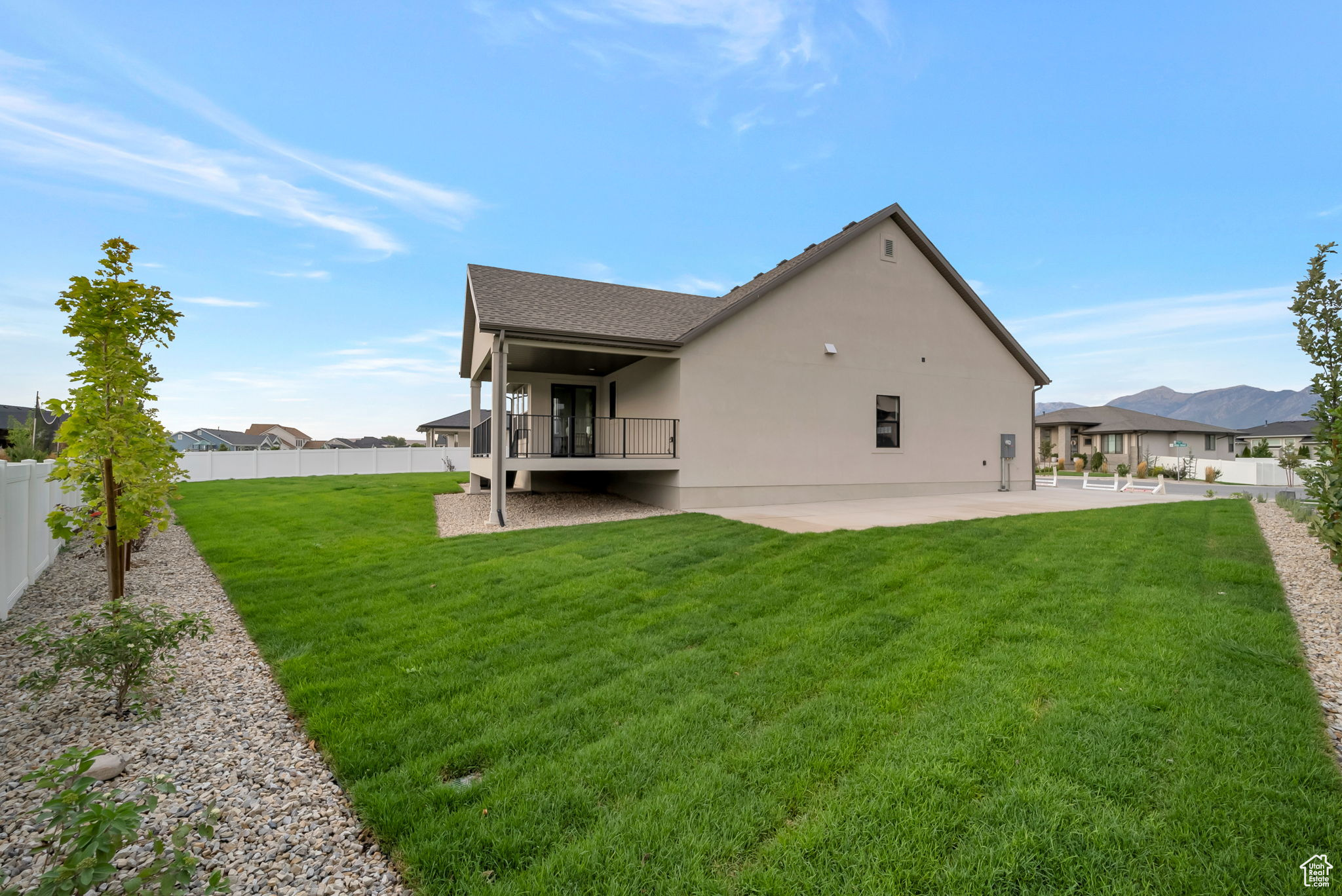 COLLEDGE FARMS - Residential