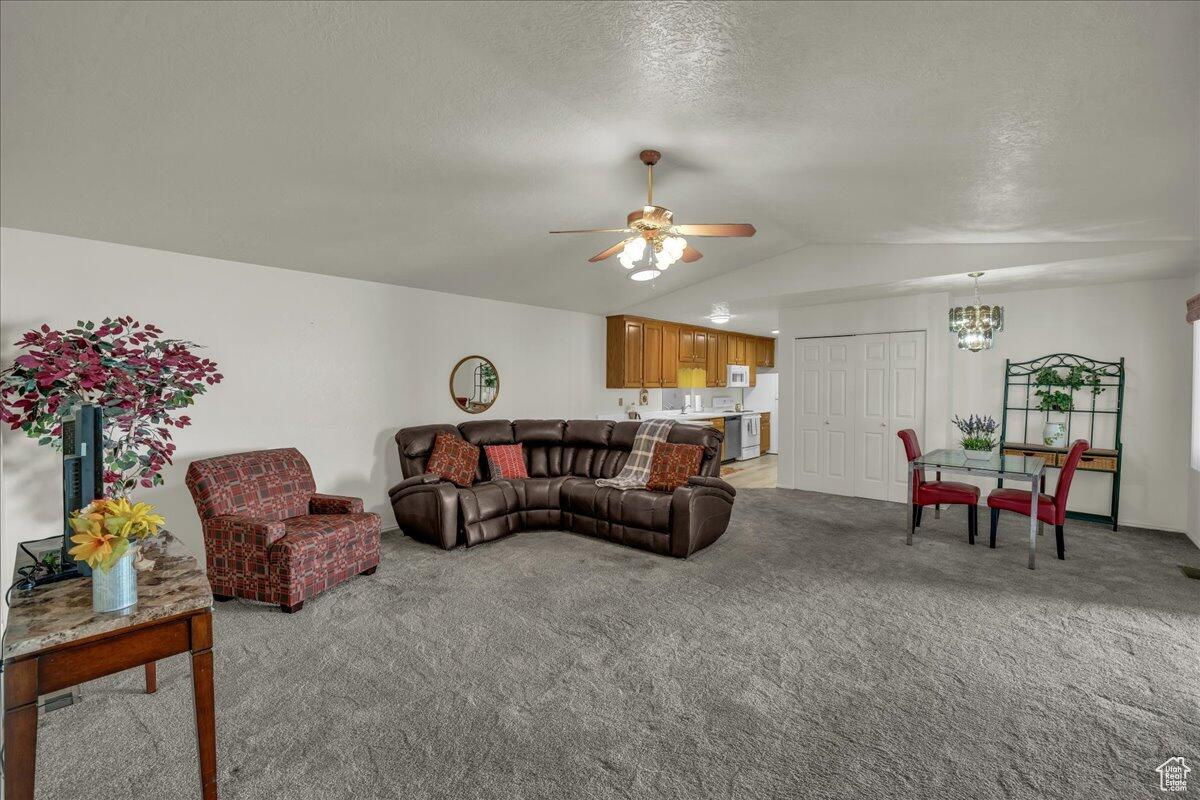 VISTA RIDGE ESTATES - Residential