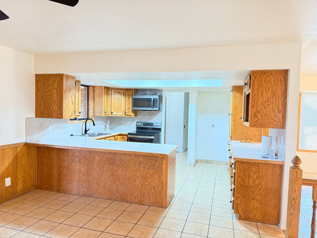 Photo of 155 S 200 W, Gunnison, UT 84634 (MLS # 2142757)