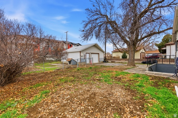 OQUIRRH HILLS SUB - Residential