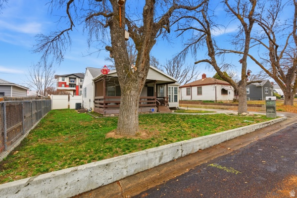 OQUIRRH HILLS SUB - Residential