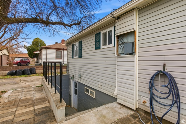 OQUIRRH HILLS SUB - Residential