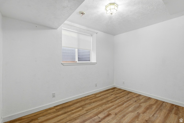 OQUIRRH HILLS SUB - Residential