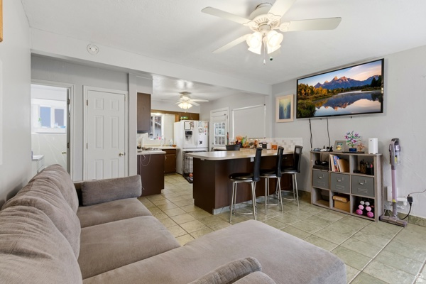 OQUIRRH HILLS SUB - Residential