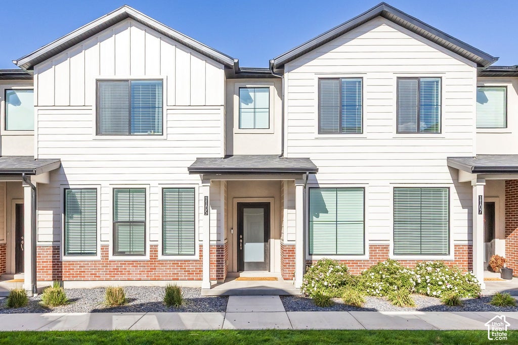 Photo of 1105 S 200 E, Spanish Fork, UT 84660 (MLS # 2193856)
