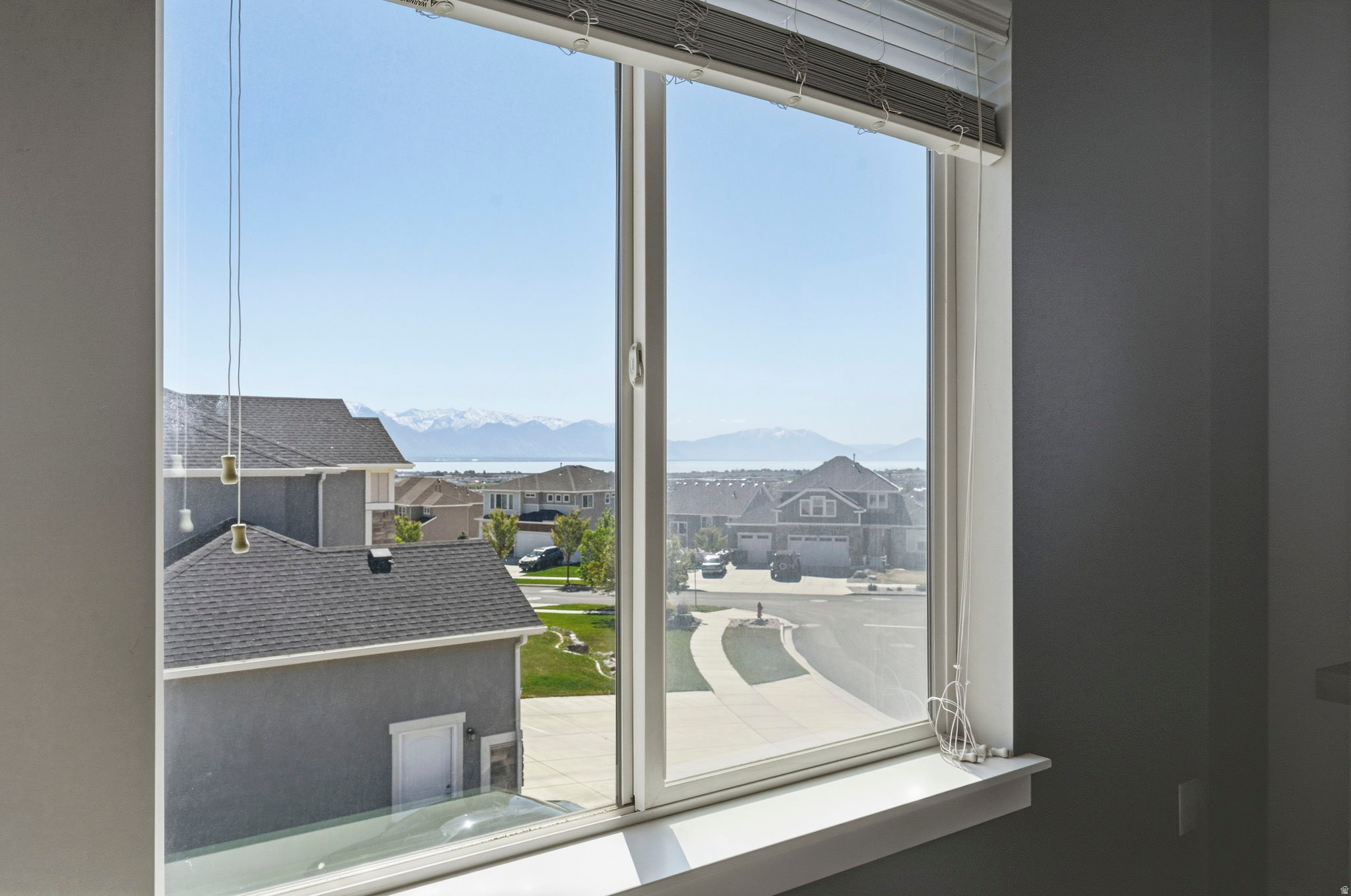RIDGE - Residential
