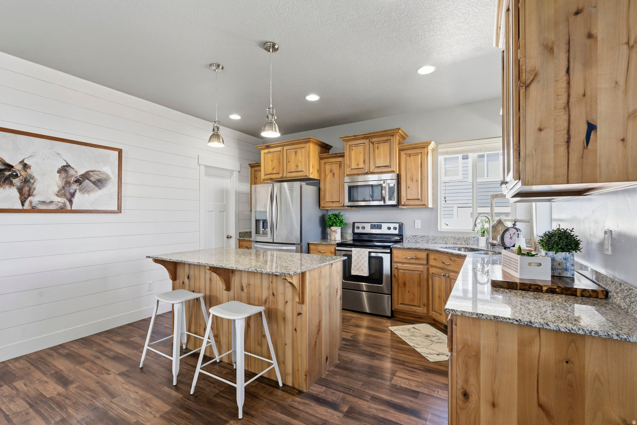 RIDGE - Residential