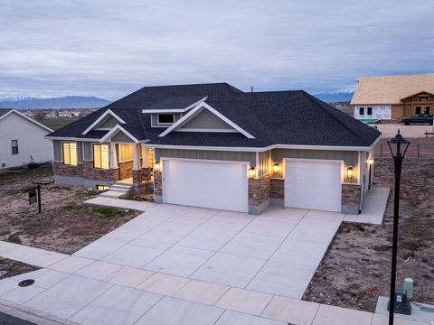 Tiny photo for 52 W 650 N #3, Salem, UT 84653 (MLS # 2146834)