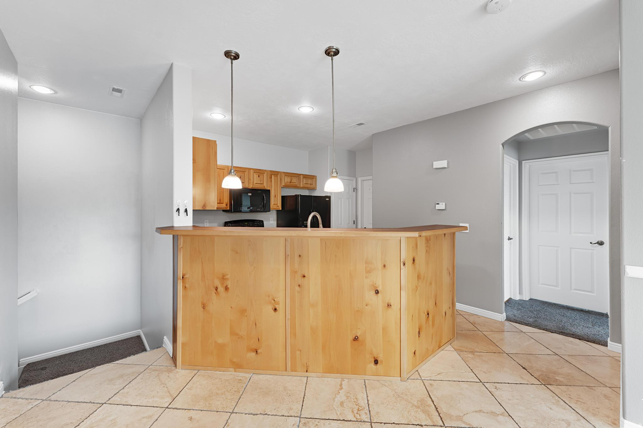 PEMBERLEY @ ROBINSONS GROVE CONDO - Residential