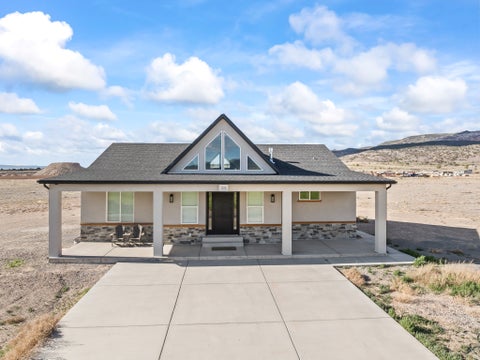 Homes For Sale - 1036 W Chads Rd<br/> Wayne County, Bicknell, UT 84715