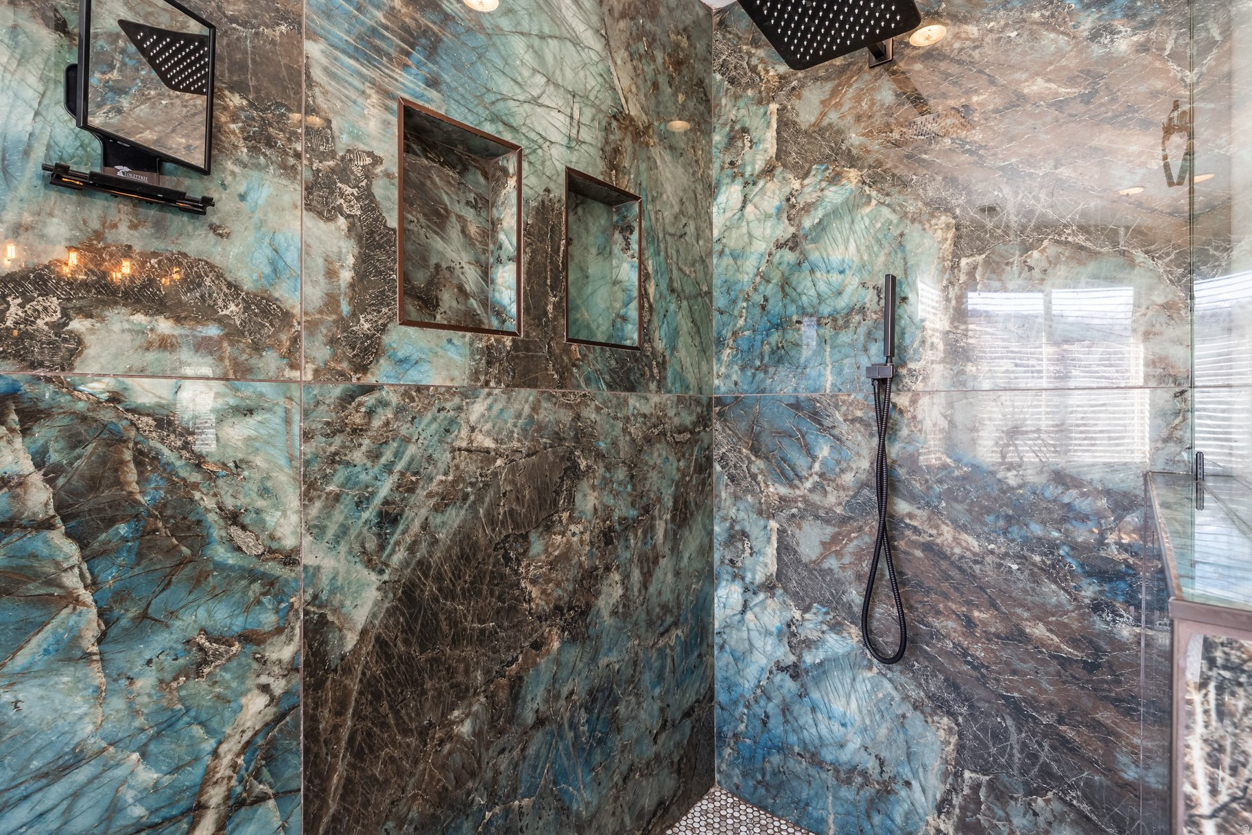 MONTANA VIEW - Residential