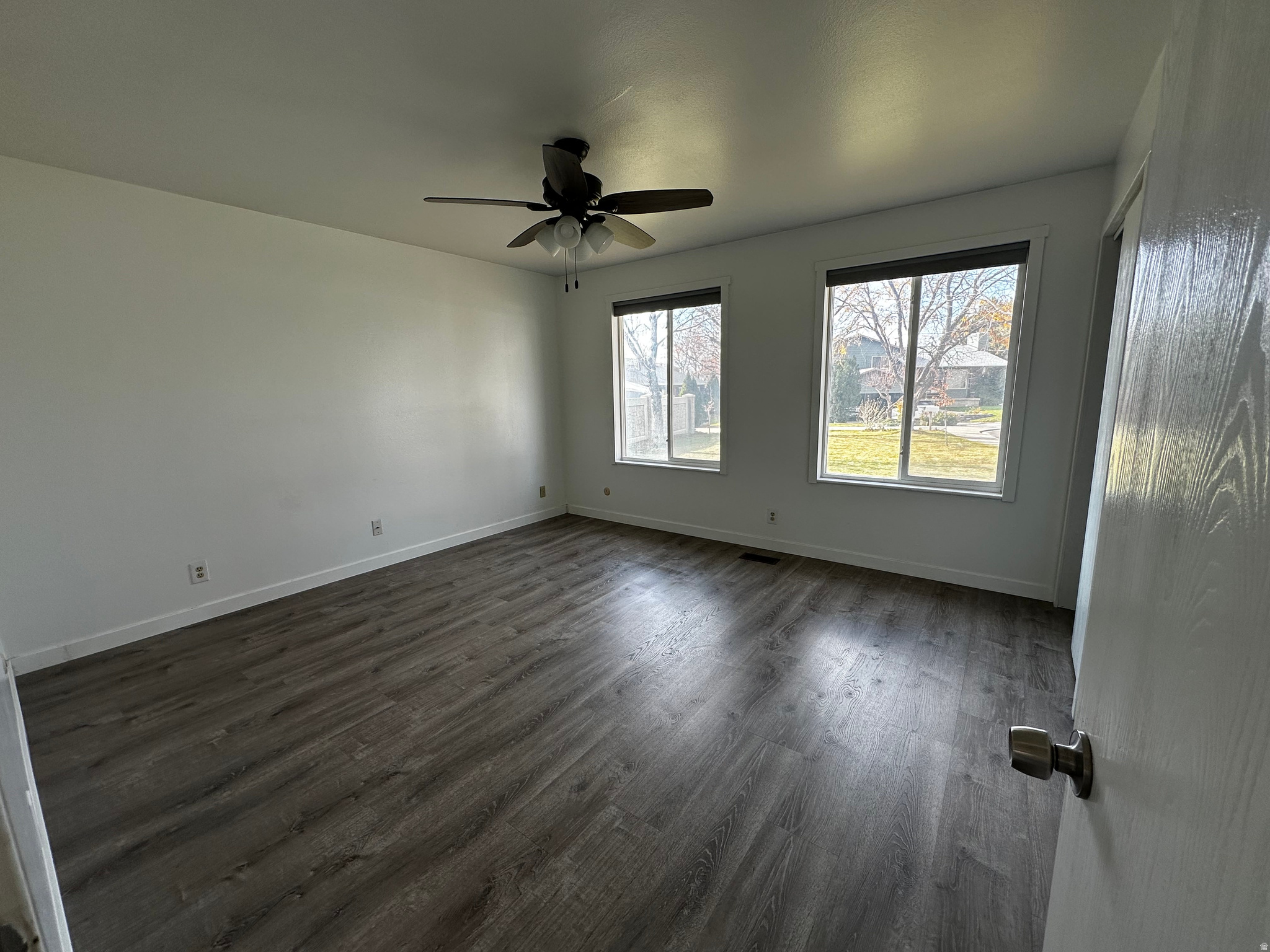 POPLAR WOODS - Residential