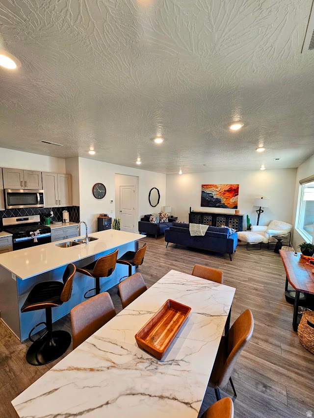 LONG VALLEY - Residential