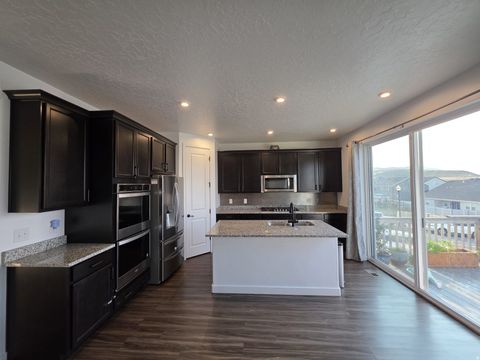 Tiny photo for 7172 W ECHOMOUNT RD S, West Valley City, UT 84081 (MLS # 2120640)