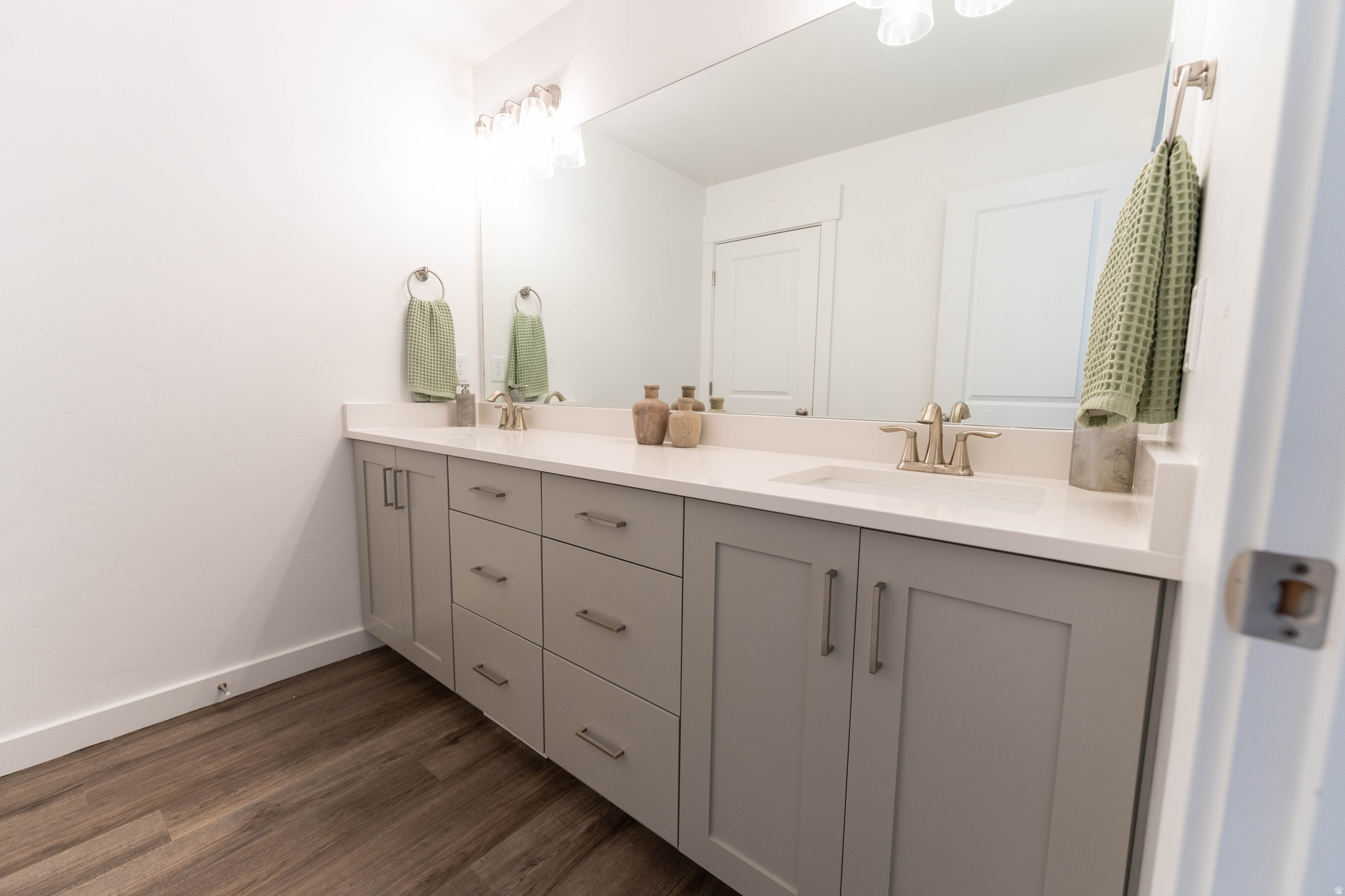 CANYON ESTATES - Residential