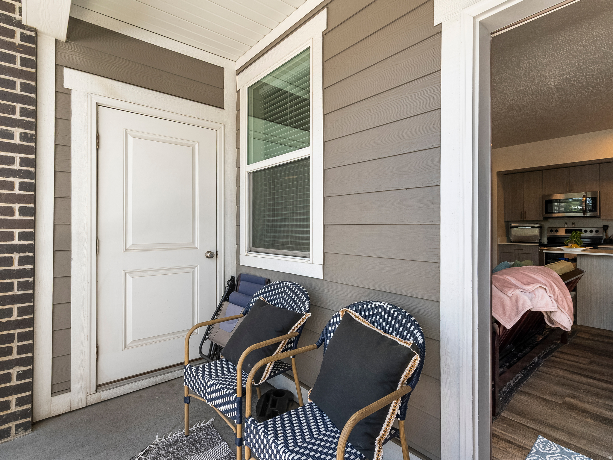 PARKSIDE SEVEN - Residential